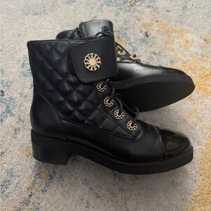 Quilted Black Lace-Up Ankle Boots with Gold Chain Accents